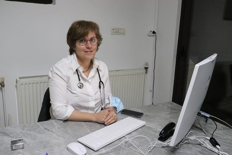 Dr. Clara Alexandrescu